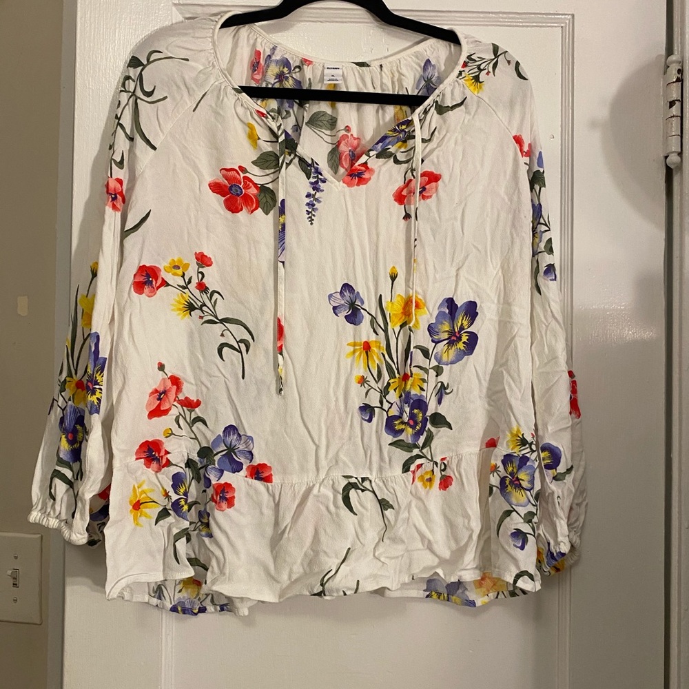 White floral boho blouse
